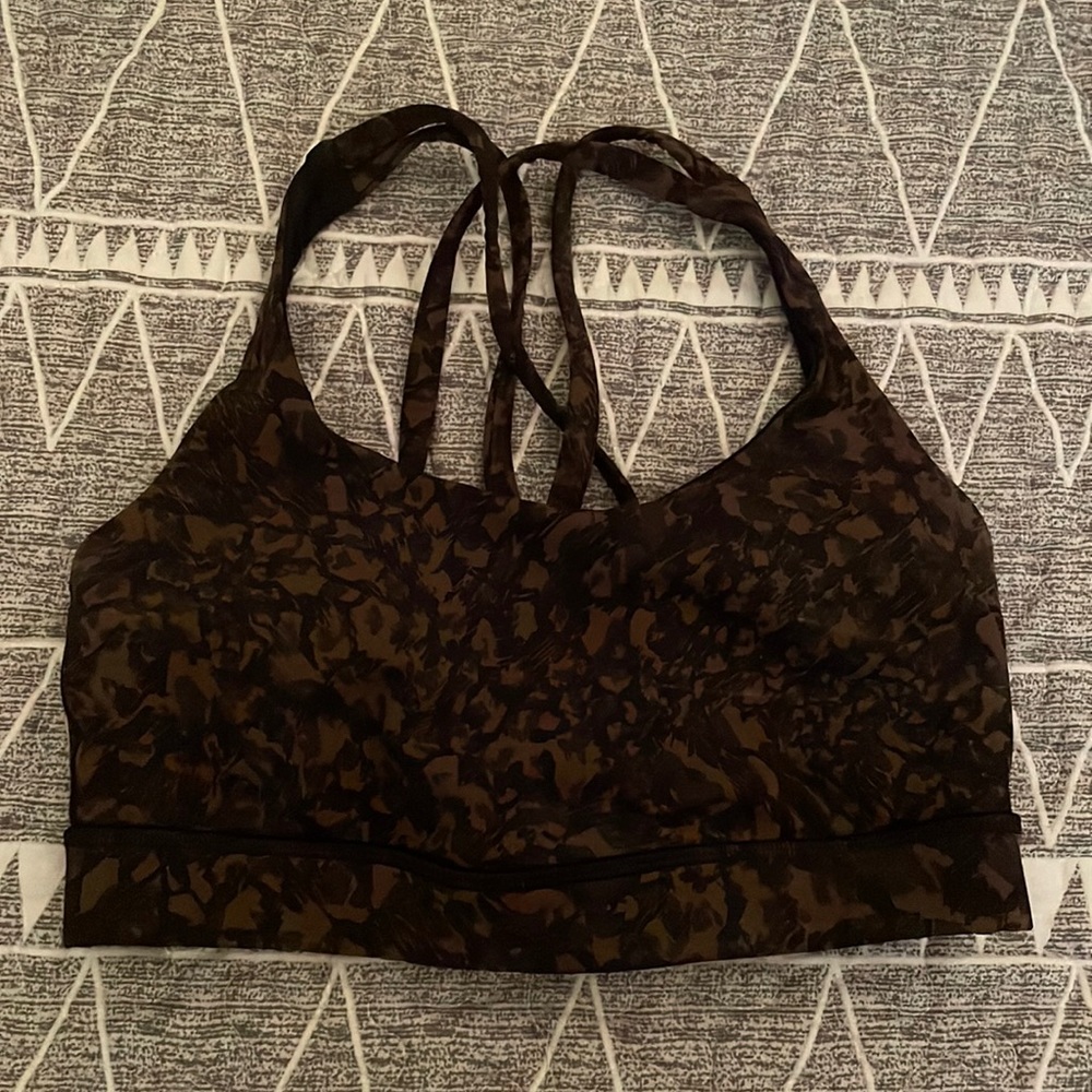 Lululemon sports bra size 4